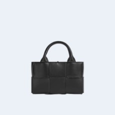 보테가 베네타 아르코 토트백 투톤 블랙